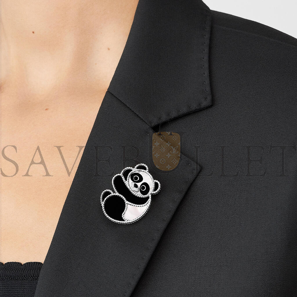 V*n Cl**f arpels lucky animals panda clip - white gold, mother-of-pearl, onyx vcarp5li00